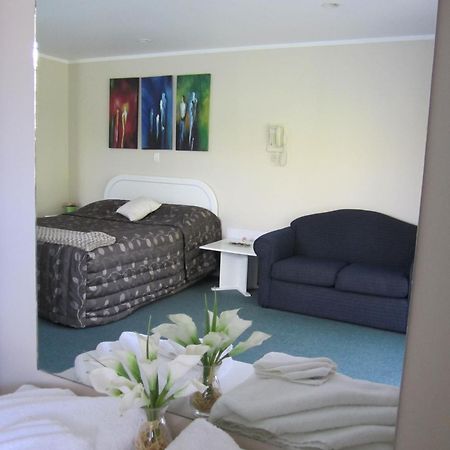 Camellia Court Motel 로어허트 객실 사진