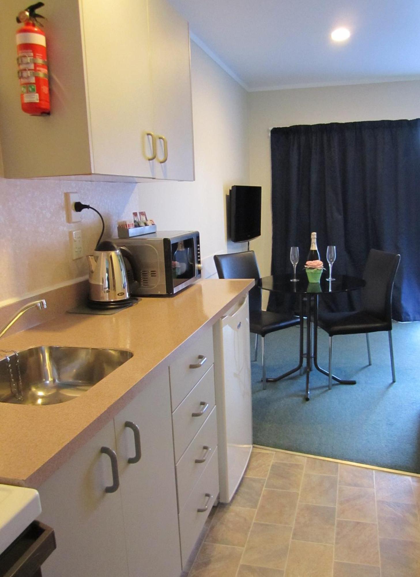 Camellia Court Motel 로어허트 객실 사진